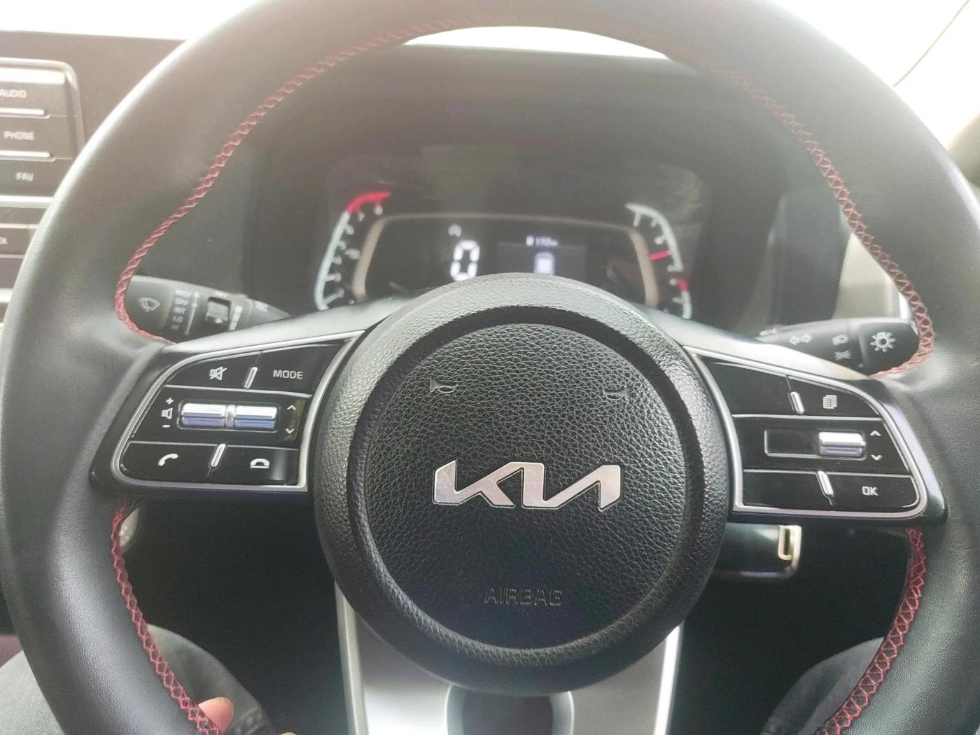 2023 KIA SONET HTK 1.2, Petrol, Manual, 5,740 km, interior