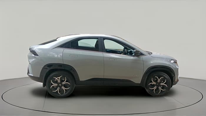 2025 Tata Curvv Accomplished S 1.5 Diesel 7DCA, Diesel, Automatic, 12,129 km, exterior