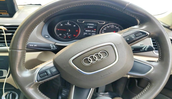 2014 Audi Q3 35 TDI Quattro, Diesel, Automatic, 65,025 km, interior