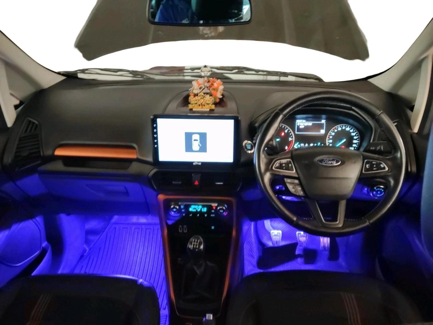 2019 Ford Ecosport TITANIUM 1.5L SPORTS(SUNROOF) DIESEL, Diesel, Manual, 1,05,679 km, interior