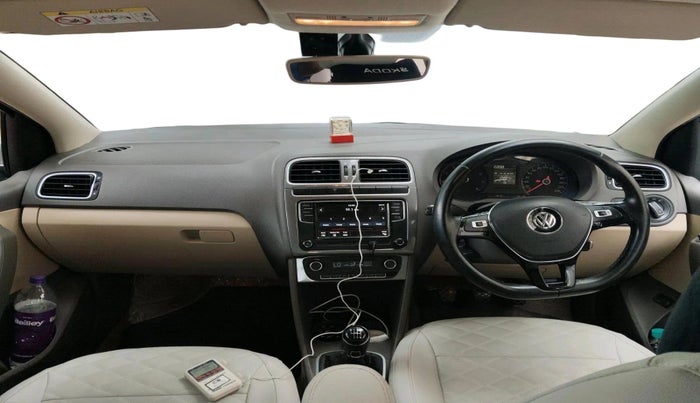 2021 Volkswagen Vento HIGHLINE 1.0L TSI, Petrol, Manual, 25,894 km, interior