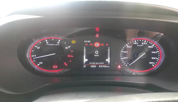 2022 Mahindra Thar LX PETROL HT 4WD AT, Petrol, Automatic, 43,769 km, interior