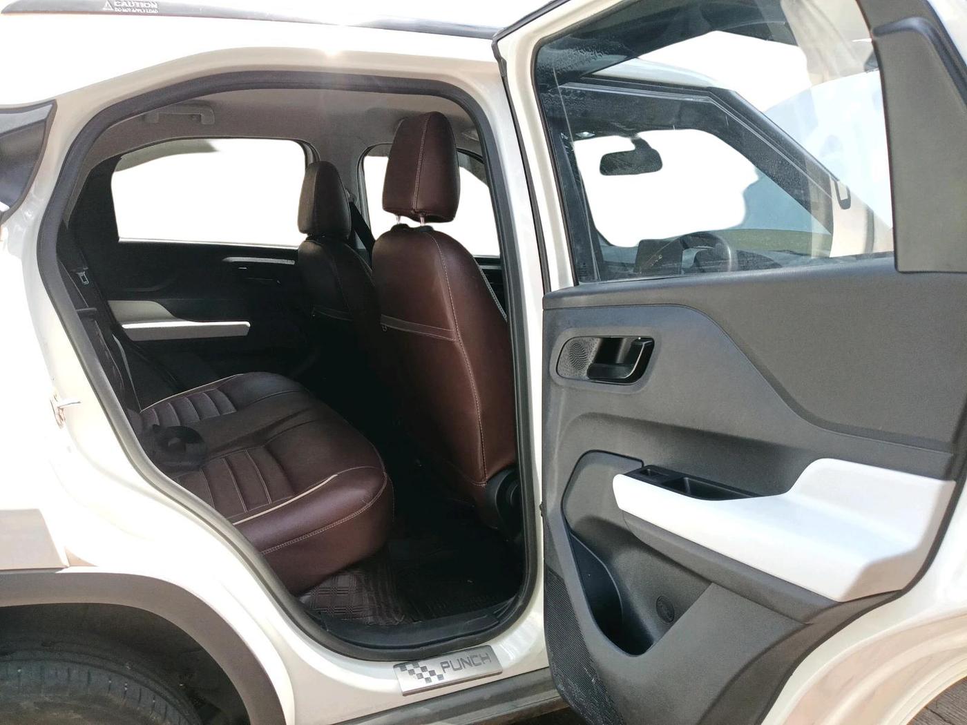 2022 Tata PUNCH ACCOMPLISHED AMT, Petrol, Automatic, 40,676 km, interior