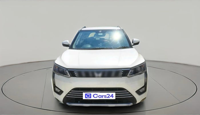 2023 Mahindra XUV300 W8 (O) 1.5 DIESEL, Diesel, Manual, 82,105 km, exterior