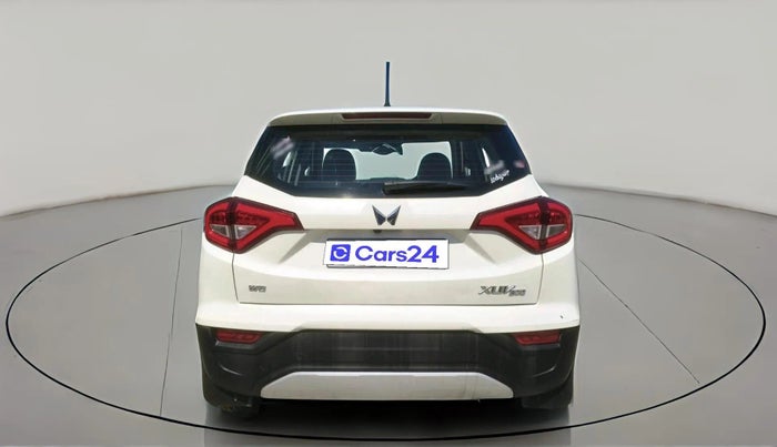 2023 Mahindra XUV300 W8 (O) 1.5 DIESEL, Diesel, Manual, 82,105 km, exterior