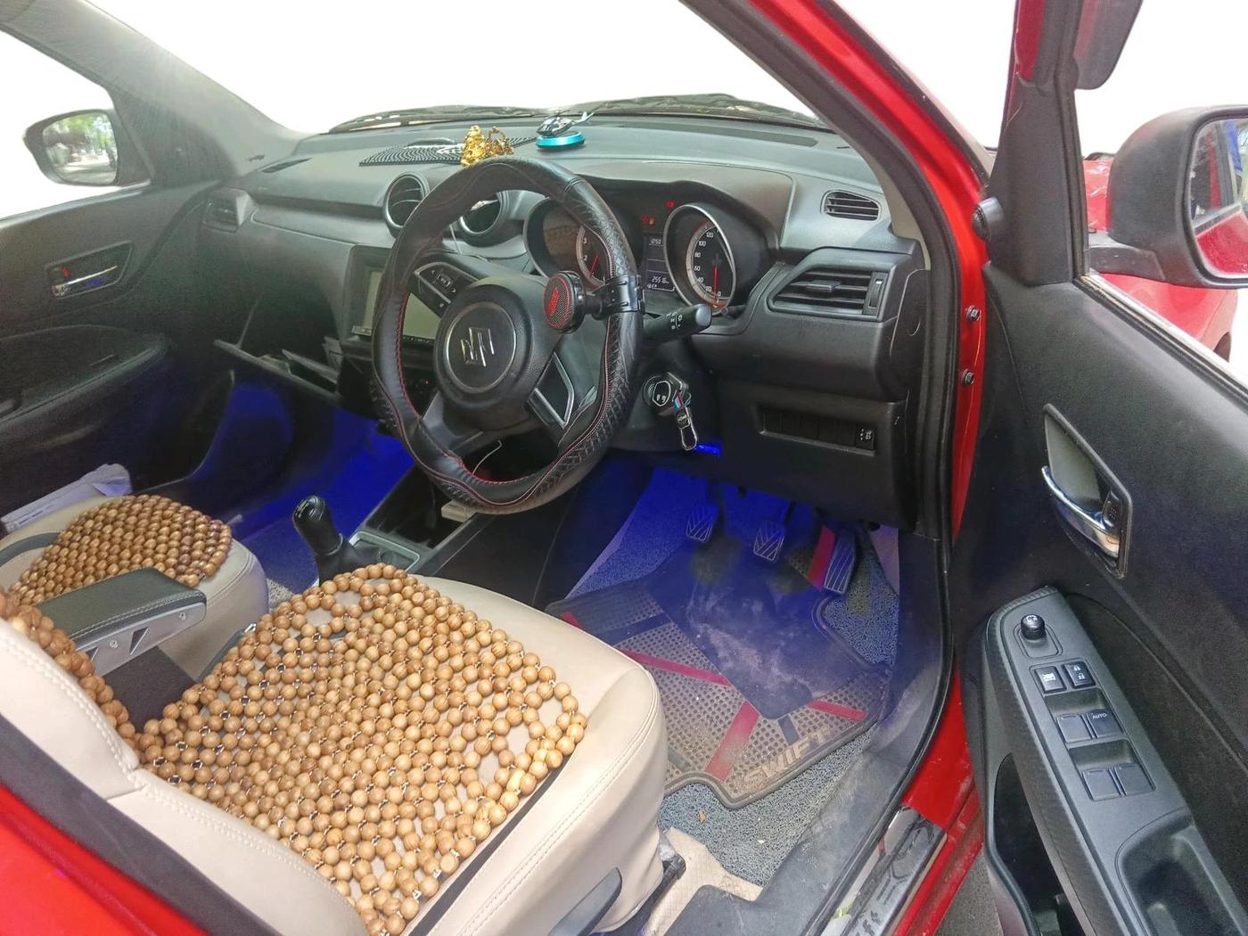 2022 Maruti Swift VXI, Petrol, Manual, 25,516 km, interior