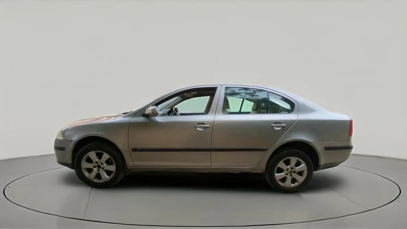 2009 Skoda Laura AMBIENTE 1.9 PD, Diesel, Manual, 1,49,270 km, exterior