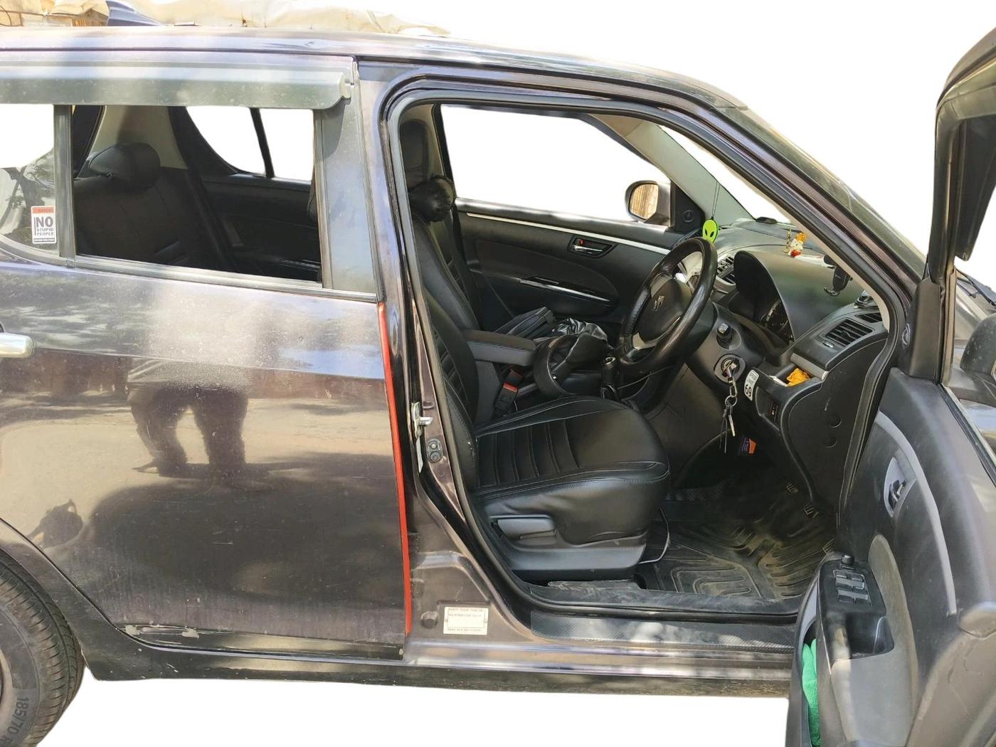 2015 Maruti Swift VXI, Petrol, Manual, 93,000 km, interior