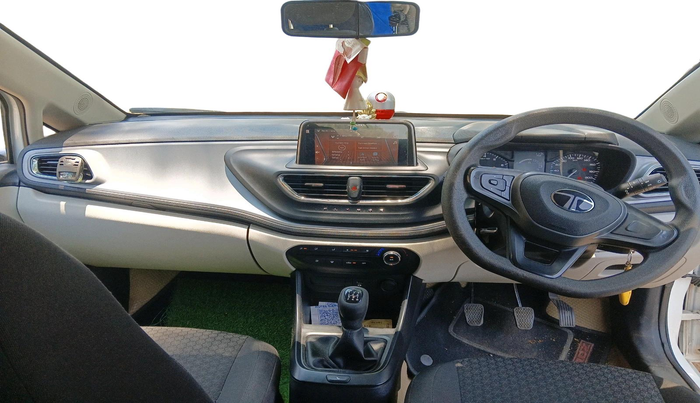2024 Tata ALTROZ XM PLUS DIESEL, Diesel, Manual, 32,197 km, interior
