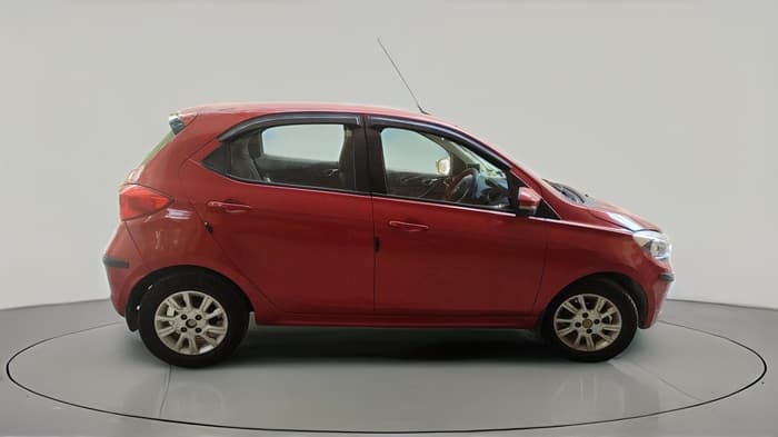 2017 Tata Tiago XZA PETROL, Petrol, Automatic, 55,469 km, exterior