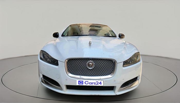 2013 Jaguar XF 2.2 DIESEL, Diesel, Automatic, 1,18,067 km, exterior