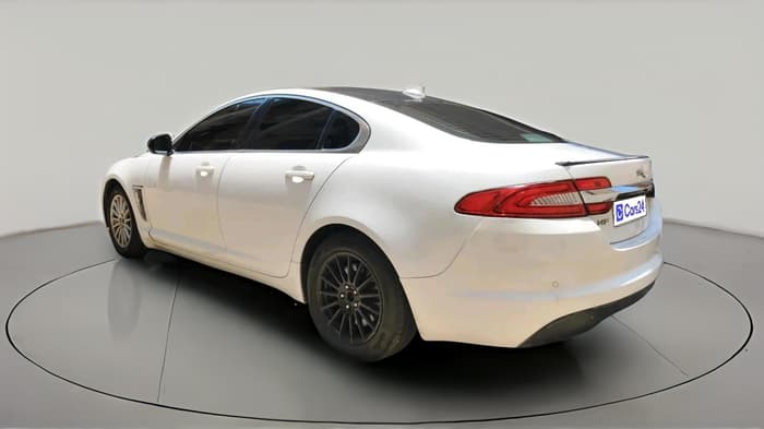 2013 Jaguar XF 2.2 DIESEL, Diesel, Automatic, 1,18,200 km, exterior