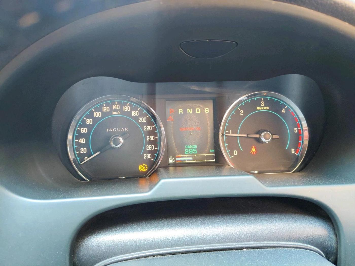 2013 Jaguar XF 2.2 DIESEL, Diesel, Automatic, 1,18,067 km, interior
