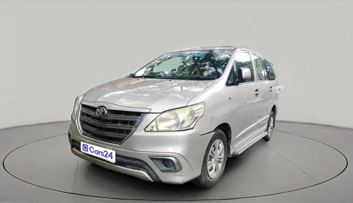 2014 Toyota Innova 2.5 GX 7 STR, Diesel, Manual, 94,146 km, exterior