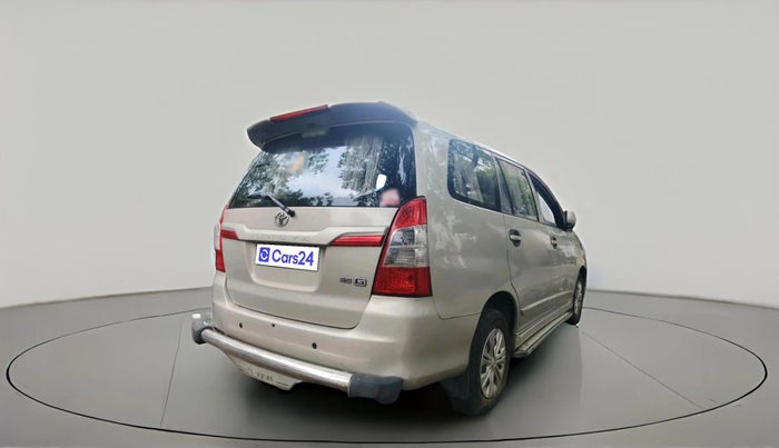 2014 Toyota Innova 2.5 GX 7 STR, Diesel, Manual, 94,146 km, exterior