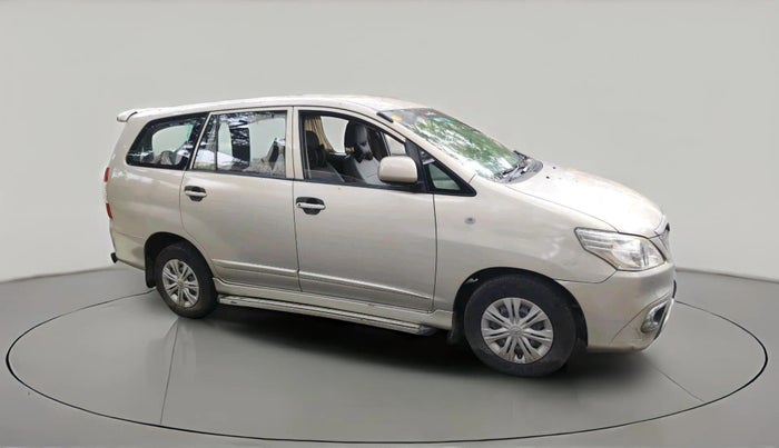 2014 Toyota Innova 2.5 GX 7 STR, Diesel, Manual, 94,146 km, exterior