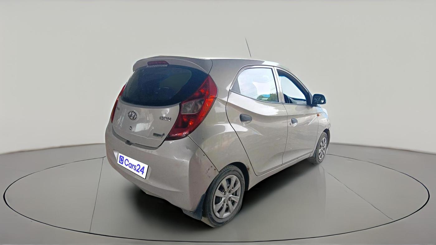 2012 Hyundai Eon MAGNA +, Petrol, Manual, 1,09,447 km, exterior