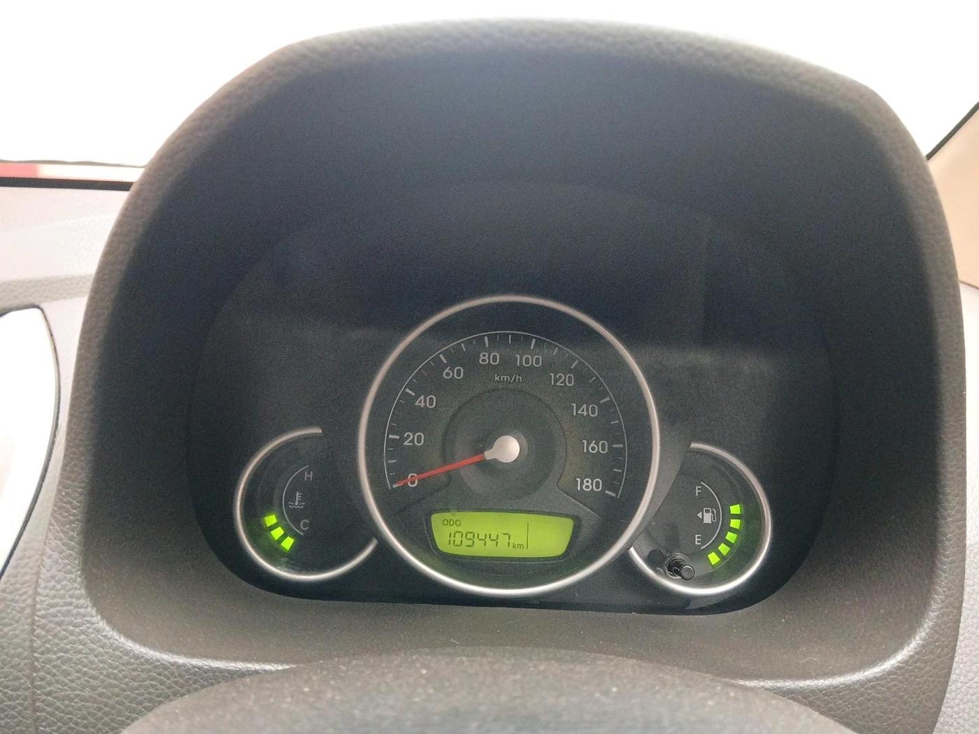 2012 Hyundai Eon MAGNA +, Petrol, Manual, 1,09,447 km, interior