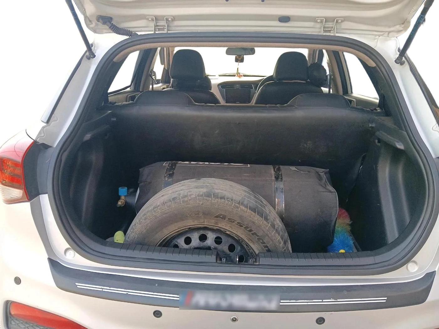 2018 Hyundai Elite i20 SPORTZ 1.2, CNG, Manual, 96,709 km, exterior
