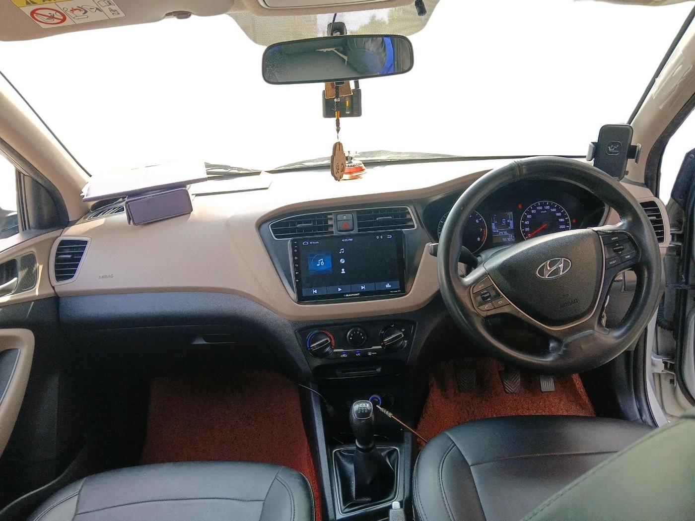 2018 Hyundai Elite i20 SPORTZ 1.2, CNG, Manual, 96,709 km, interior