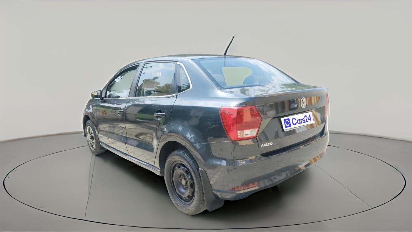 2018 Volkswagen Ameo TRENDLINE 1.0L, Petrol, Manual, 79,628 km, exterior
