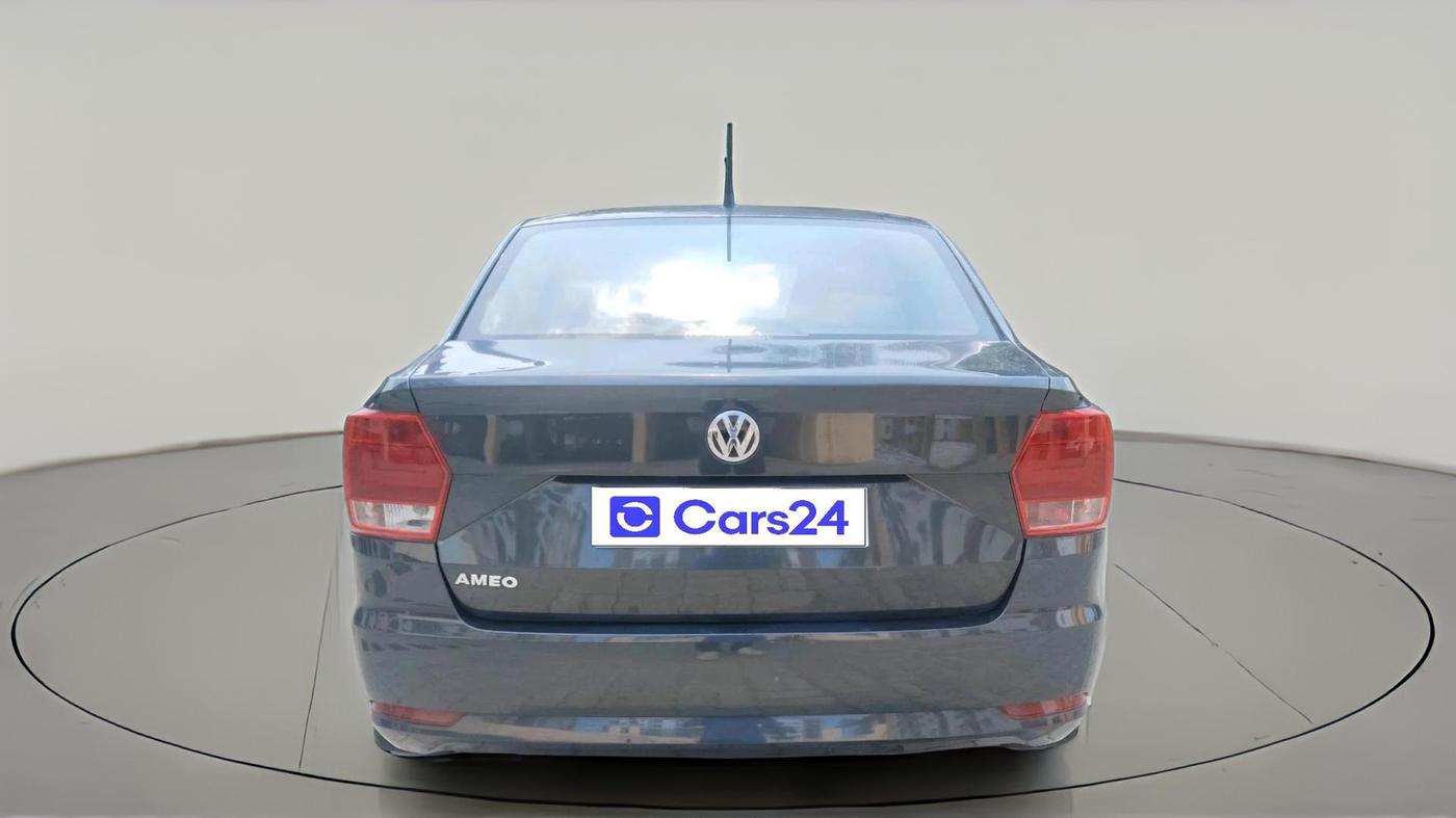 2018 Volkswagen Ameo TRENDLINE 1.0L, Petrol, Manual, 79,628 km, exterior