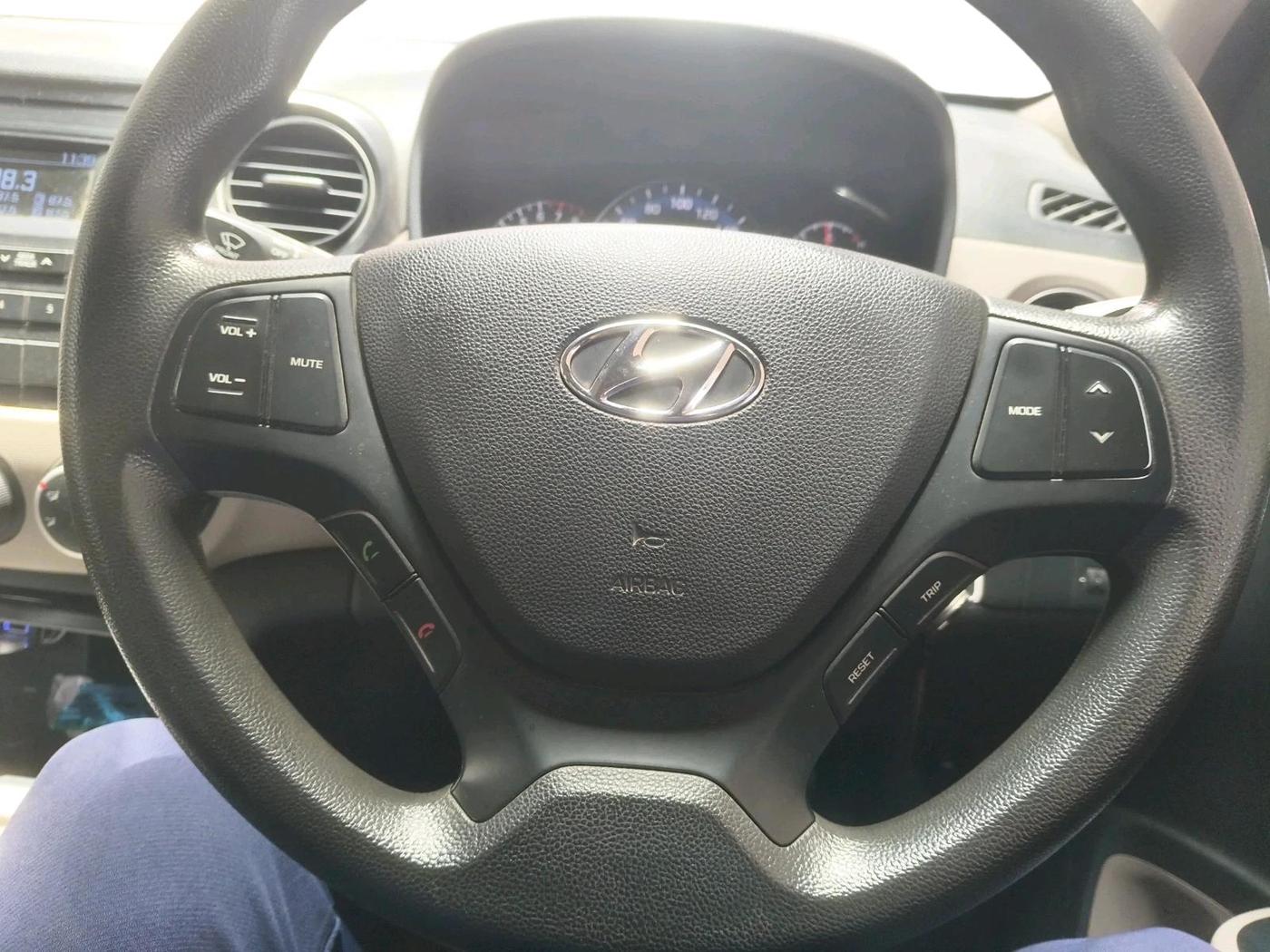 2018 Hyundai Xcent S 1.2, Petrol, Manual, 67,012 km, interior
