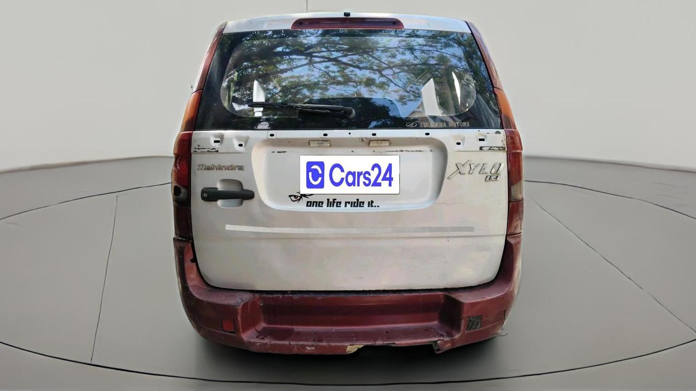 2011 Mahindra Xylo E4, Diesel, Manual, 3,45,732 km, exterior