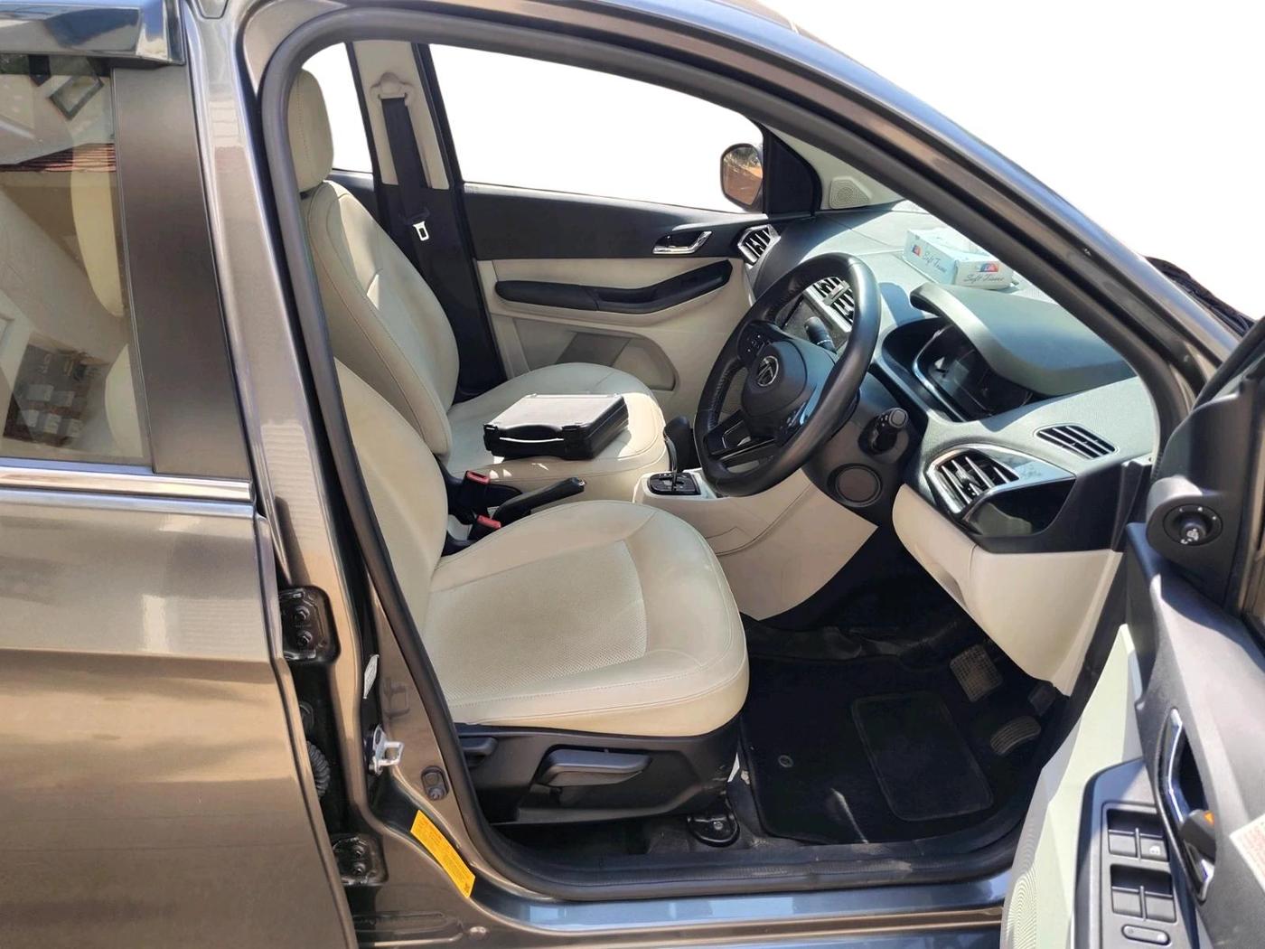2024 Tata TIGOR XZA PLUS PETROL, Petrol, Automatic, 17,764 km, interior