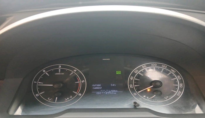 2017 Toyota Innova Crysta 2.4 GX 7 STR, Diesel, Manual, 1,14,552 km, interior