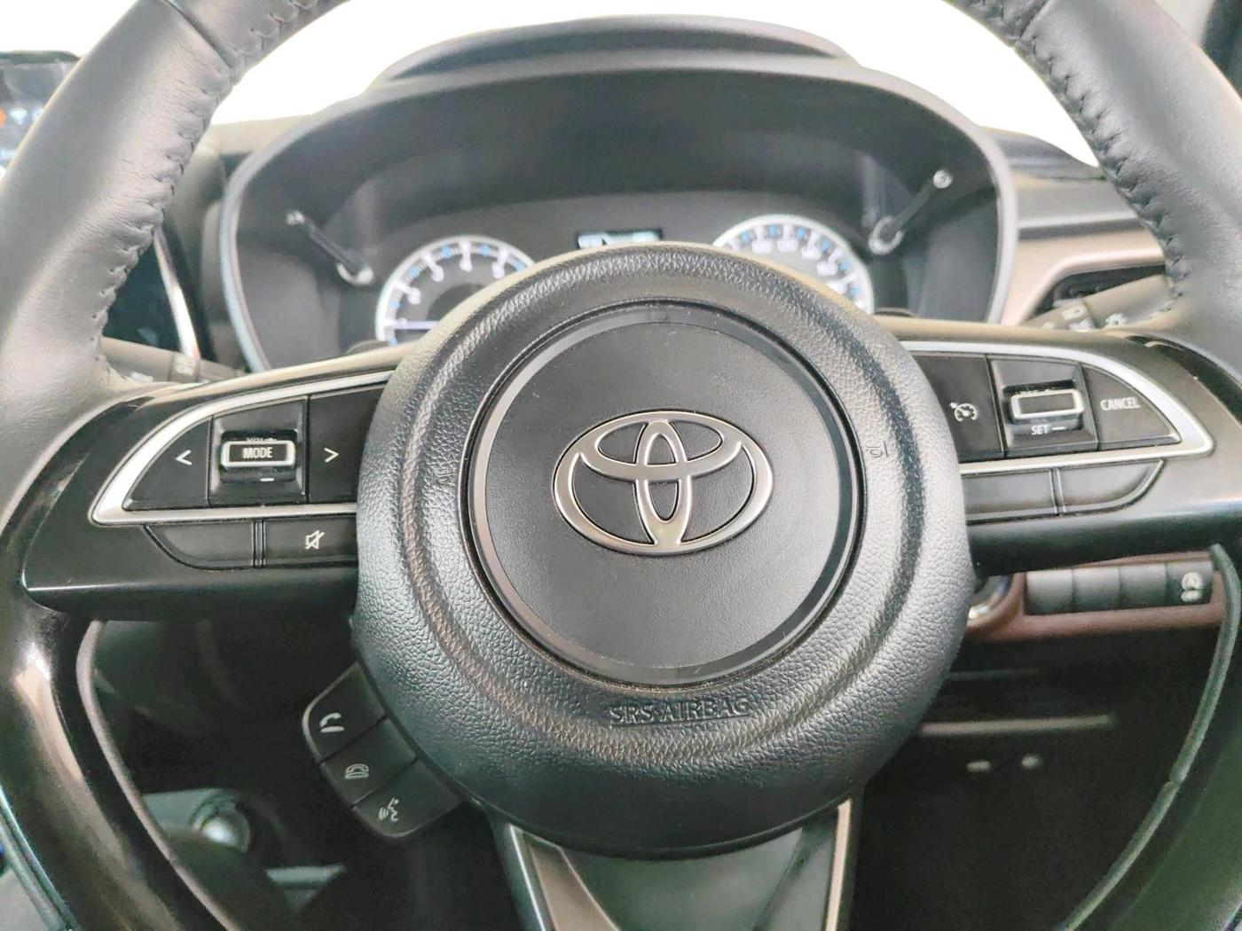 2025 Toyota Urban Cruiser Taisor V 1.0 Petrol AT, Petrol, Automatic, 15,935 km, interior