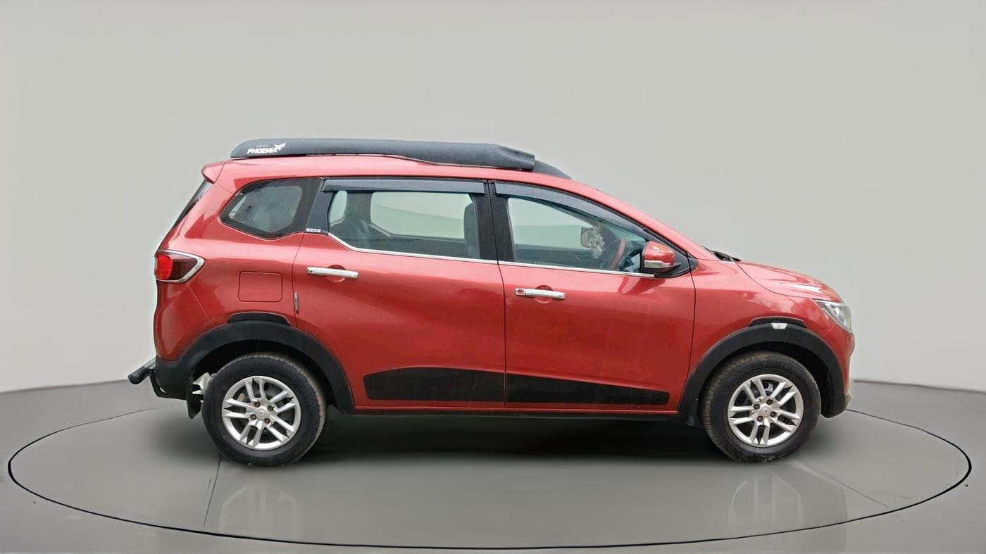 2019 Renault TRIBER RXT, Petrol, Manual, 23,525 km, exterior