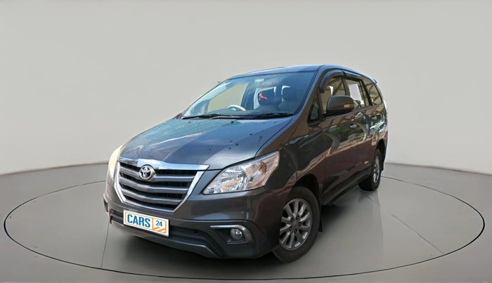 2014 Toyota Innova 2.5 VX 7 STR, Diesel, Manual, 1,26,042 km, exterior