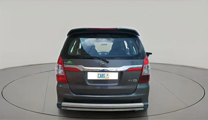 2014 Toyota Innova 2.5 VX 7 STR, Diesel, Manual, 1,26,042 km, exterior