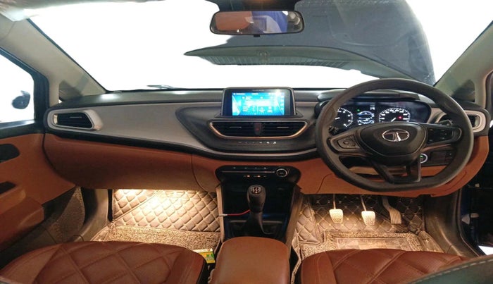 2022 Tata ALTROZ XT PETROL, Petrol, Manual, 21,633 km, interior