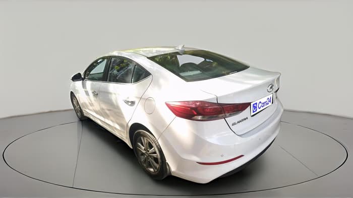 2017 Hyundai New Elantra 2.0 SX MT PETROL, Petrol, Manual, 98,911 km, exterior