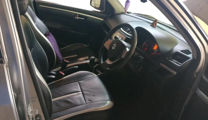 2013 Maruti Swift VDI, Diesel, Manual, 1,29,600 km, interior