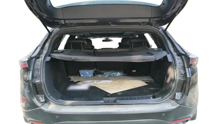 2022 Tata Harrier XZA PLUS 2.0L DARK EDITION, Diesel, Automatic, 69,925 km, exterior