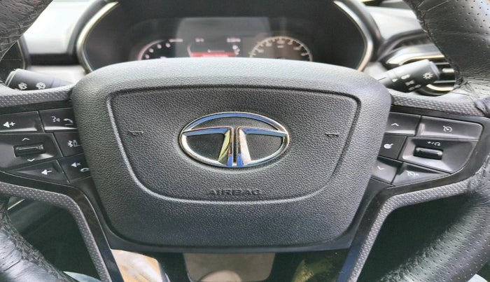 2022 Tata Harrier XZA PLUS 2.0L DARK EDITION, Diesel, Automatic, 69,925 km, interior