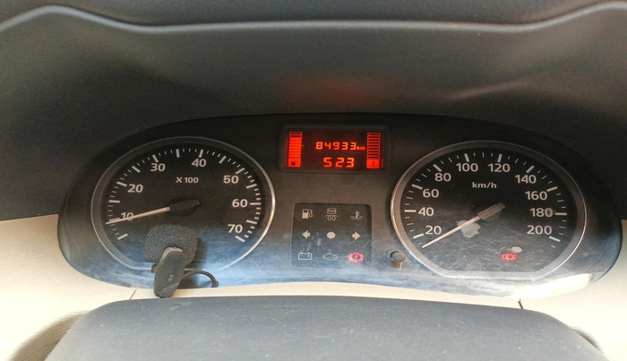 2014 Nissan Terrano XL (D), Diesel, Manual, 84,933 km, interior