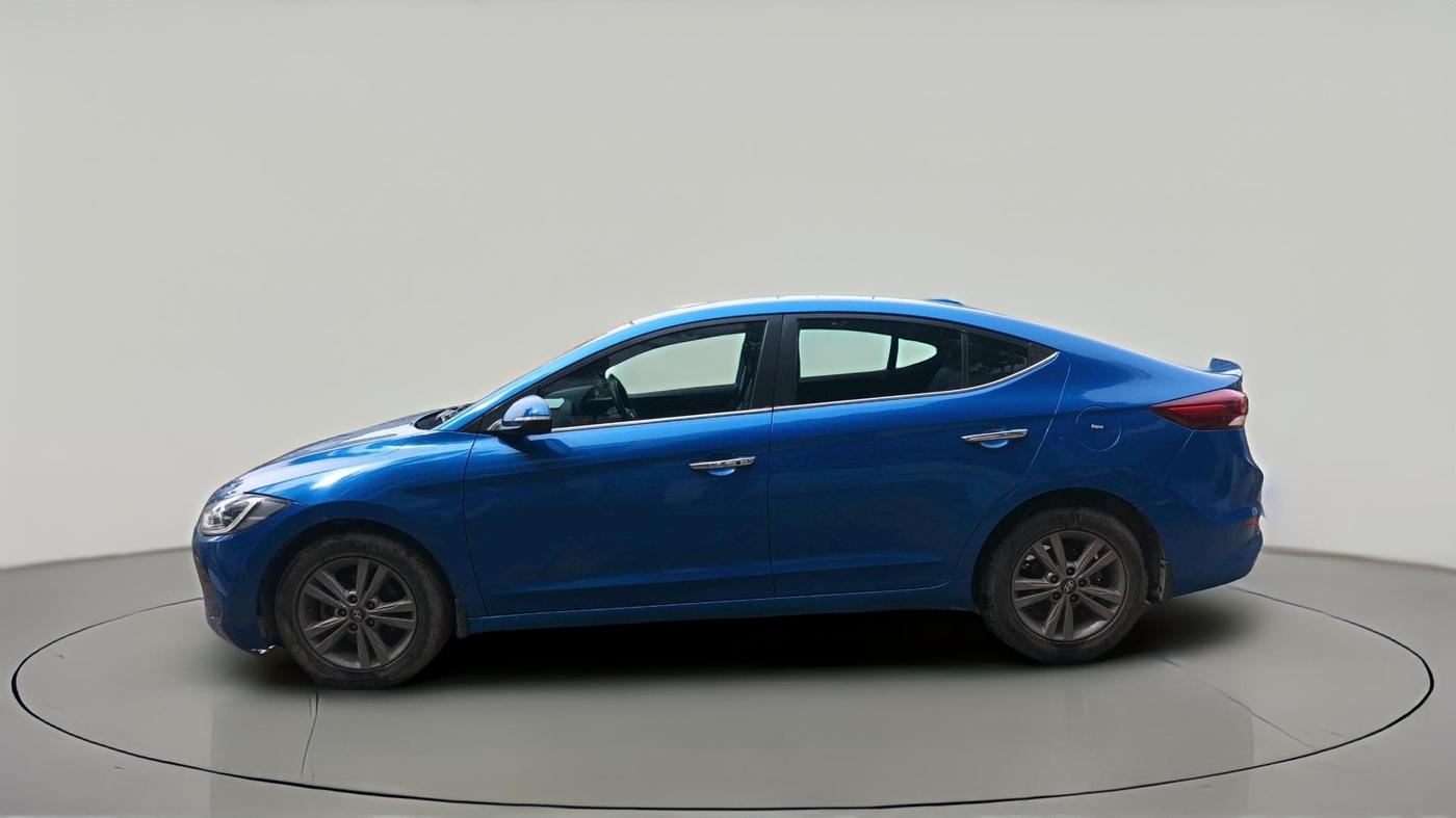 2016 Hyundai New Elantra 2.0 SX(O) AT PETROL, Petrol, Automatic, 1,84,153 km, exterior