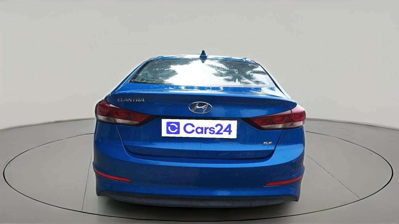 2016 Hyundai New Elantra 2.0 SX(O) AT PETROL, Petrol, Automatic, 1,84,153 km, exterior