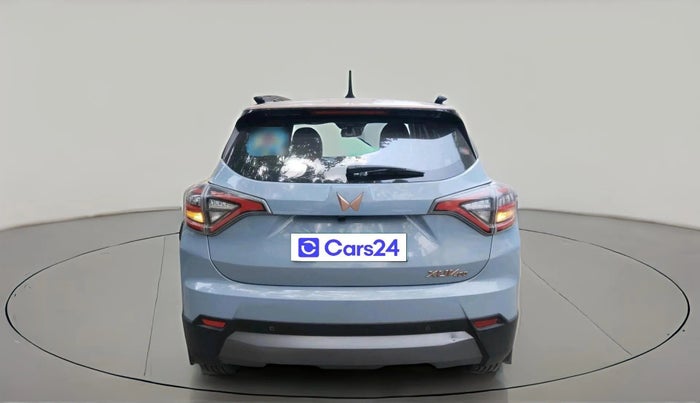 2023 Mahindra XUV400 EL 7.2 KW, Electric, Automatic, 32,496 km, exterior