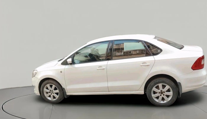 2012 Skoda Rapid AMBITION 1.6 TDI CR MT, Diesel, Manual, 90,984 km, exterior