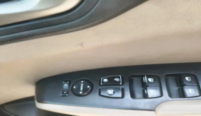 2018 Hyundai Verna 1.4 E PETROL, Petrol, Manual, 92,619 km, interior