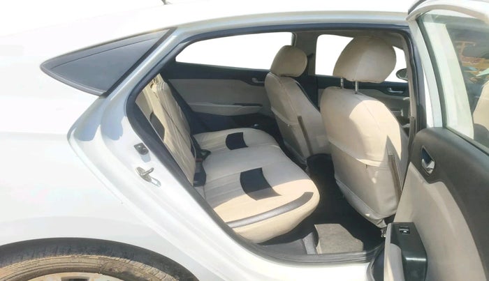 2018 Hyundai Verna 1.4 E PETROL, Petrol, Manual, 92,619 km, interior