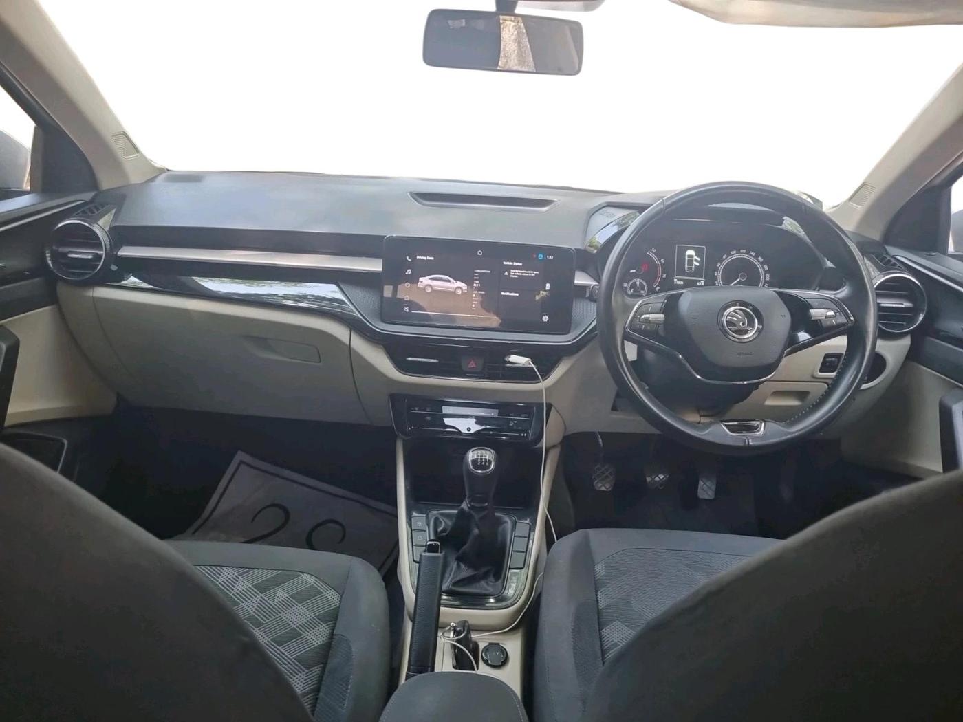 2022 Skoda SLAVIA AMBITION 1.0L TSI MT, Petrol, Manual, 31,806 km, interior