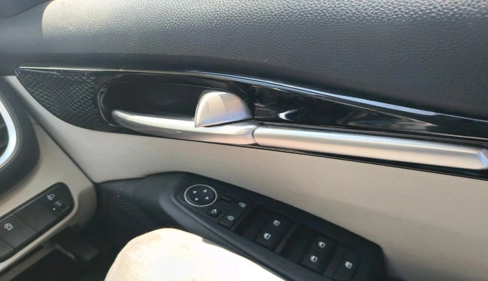 2024 KIA SELTOS HTX IVT, Petrol, Automatic, 23,159 km, interior