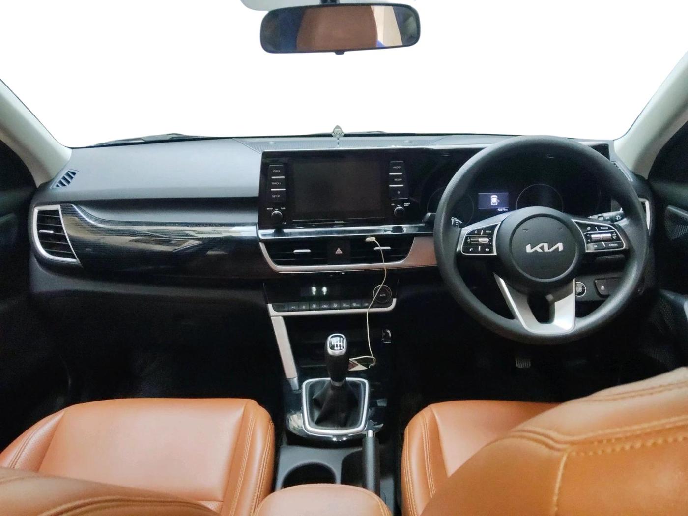 2022 KIA SELTOS HTK PLUS 1.5 DIESEL IMT, Diesel, Manual, 42,277 km, interior