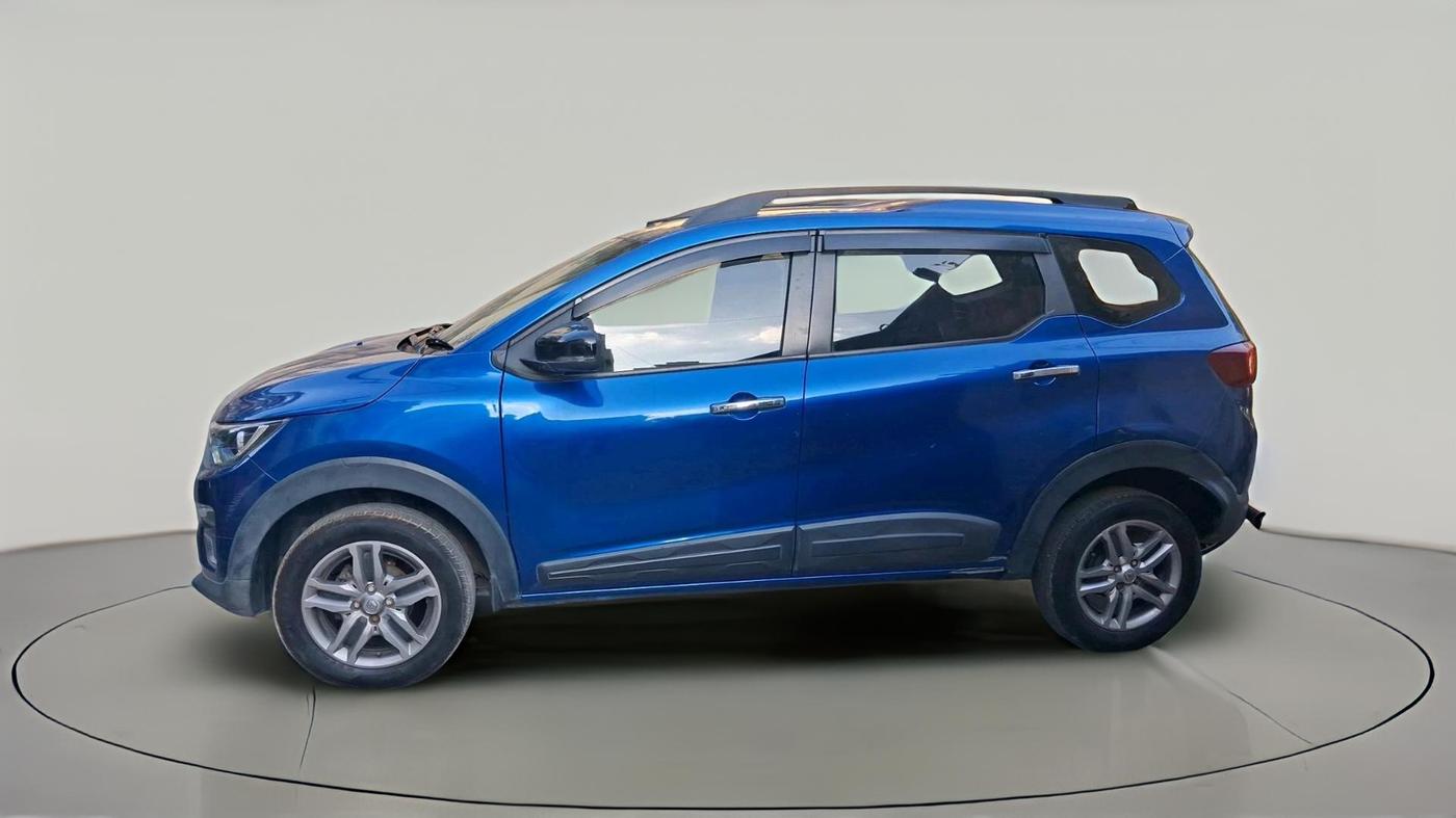 2023 Renault TRIBER RXZ, Petrol, Manual, 25,329 km, exterior
